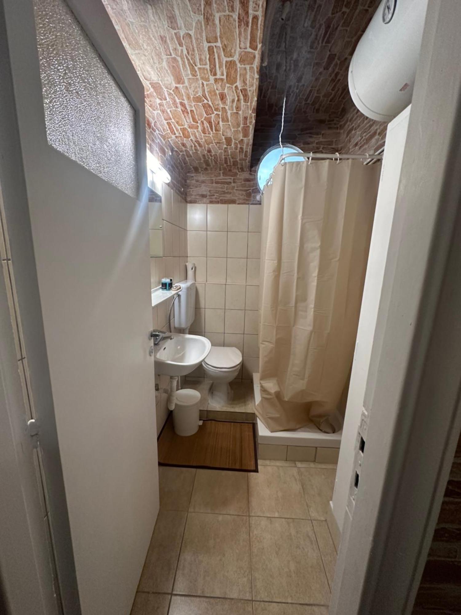 The Cave Apartment Athens Exterior photo